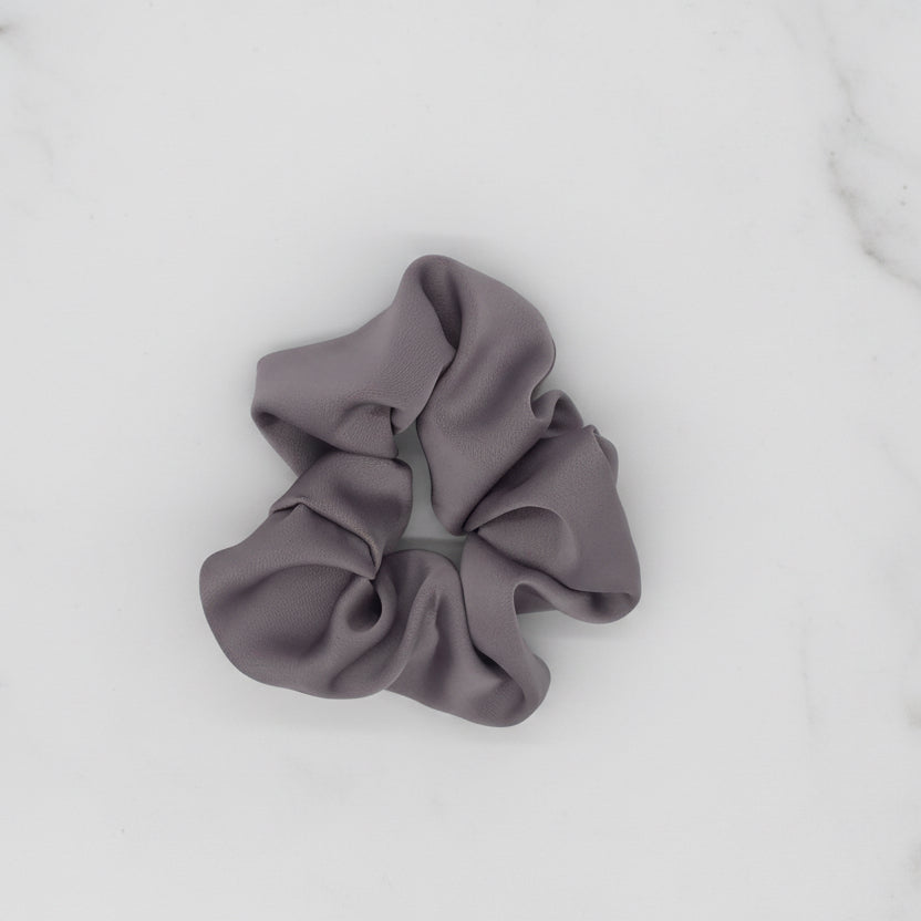 Velvet Mauve – Klassisches Scrunchie